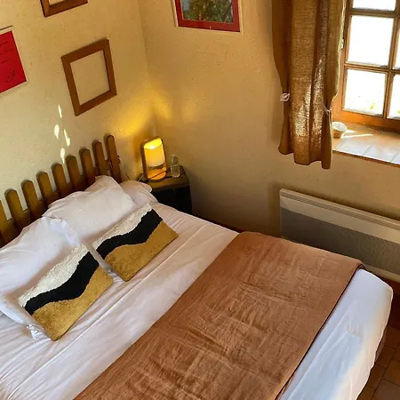 Bed & Breakfast Charmantes D'hotes Avec Piscine Et Coin Cuisine Pres De L'abbaye De - Fr-1-410-404